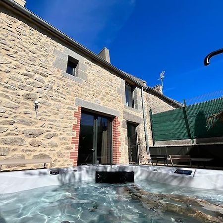 Douceur De Vivre En Bord De Mer - Jacuzzi Et Cheminee Saint-Coulomb Exteriör bild