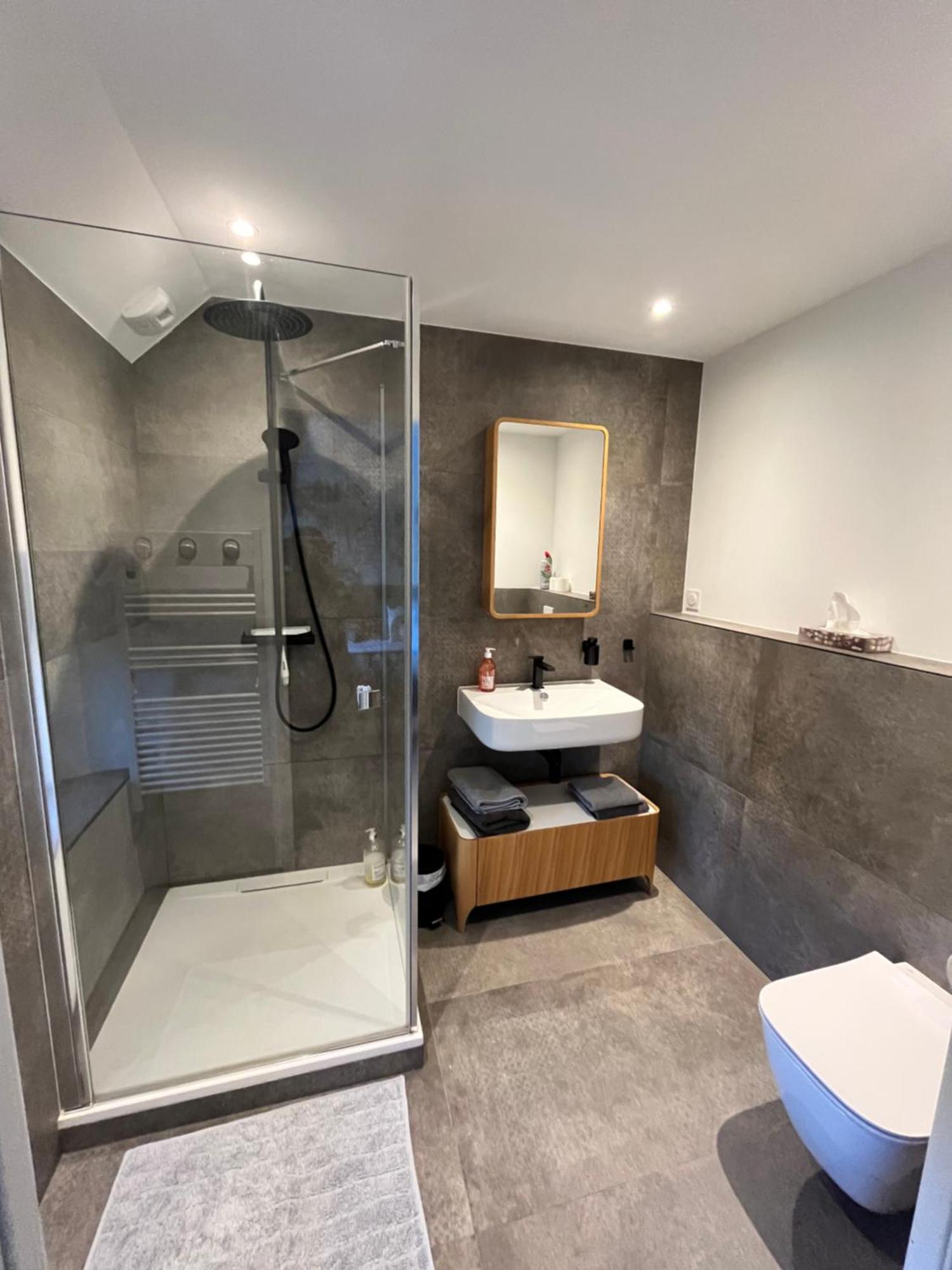 Douceur De Vivre En Bord De Mer - Jacuzzi Et Cheminee Saint-Coulomb Exteriör bild