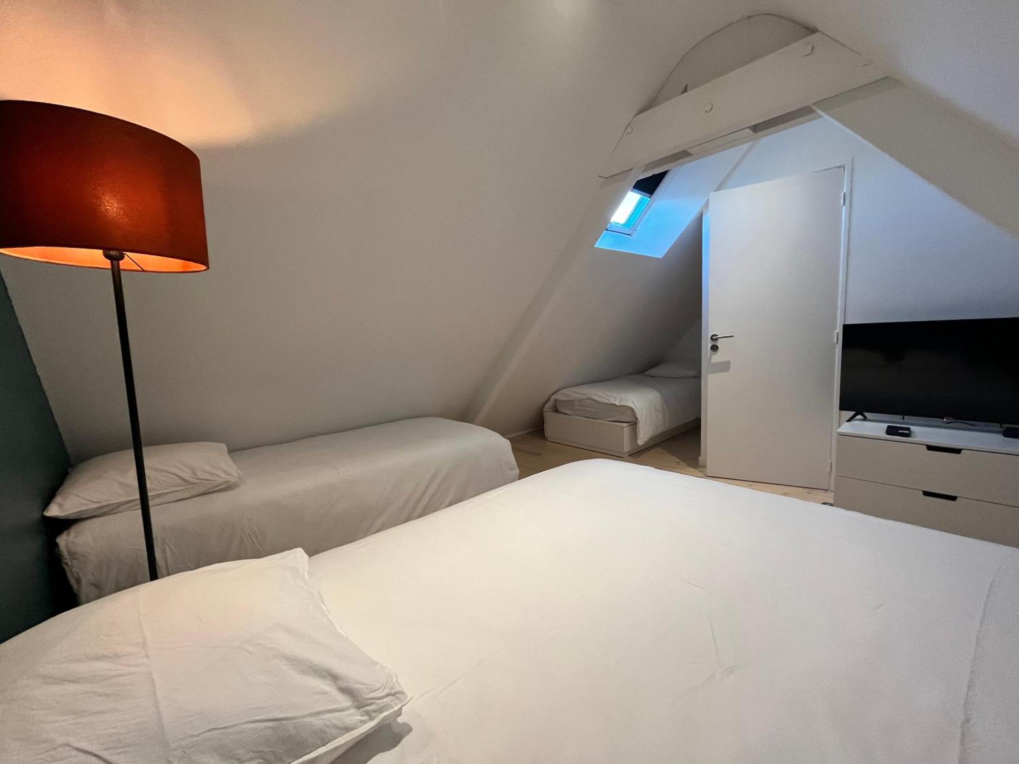 Douceur De Vivre En Bord De Mer - Jacuzzi Et Cheminee Saint-Coulomb Exteriör bild
